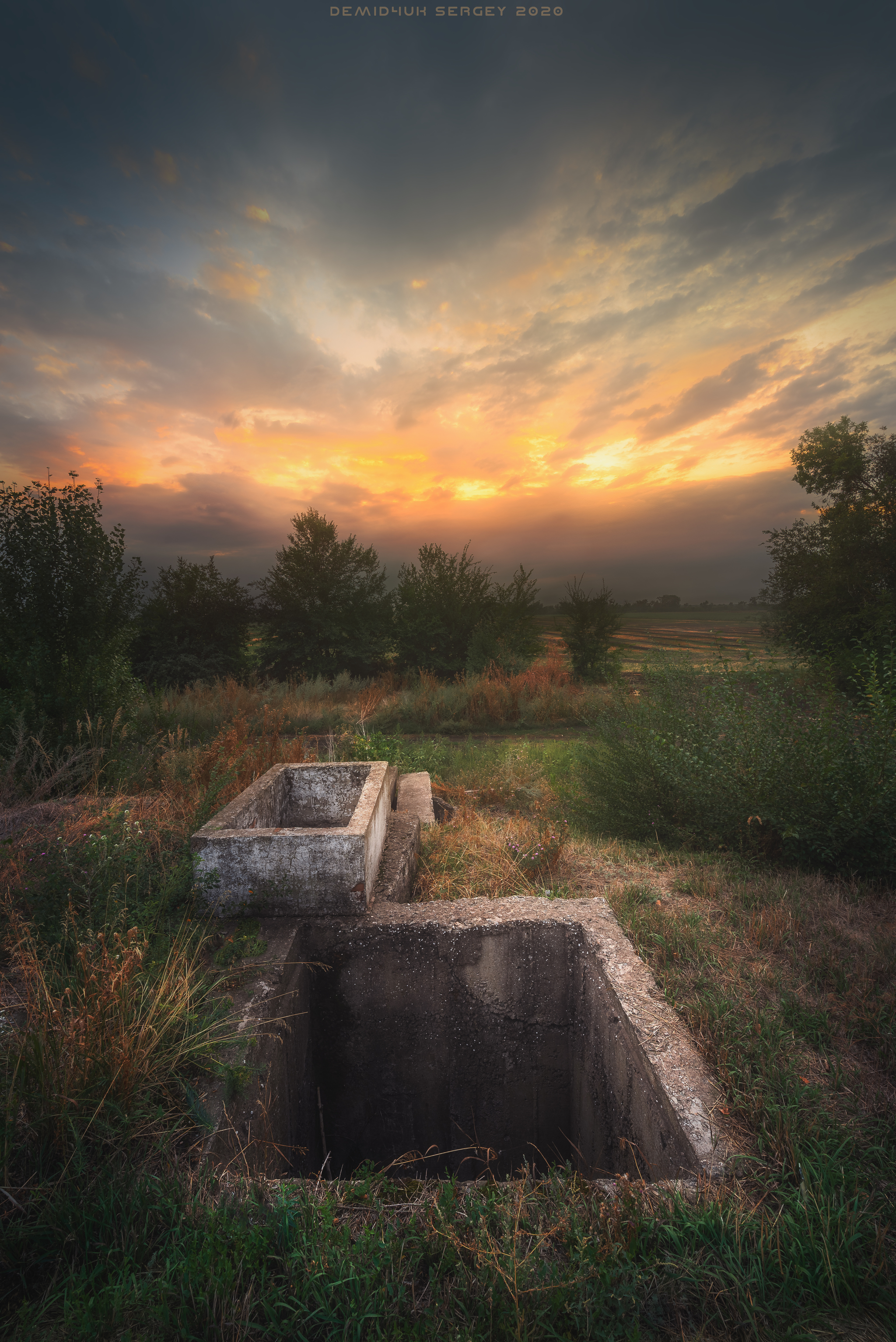 Even in the field you need to watch your step) - My, The photo, Landscape, Danger, Paints, Sunset, Summer, Concrete