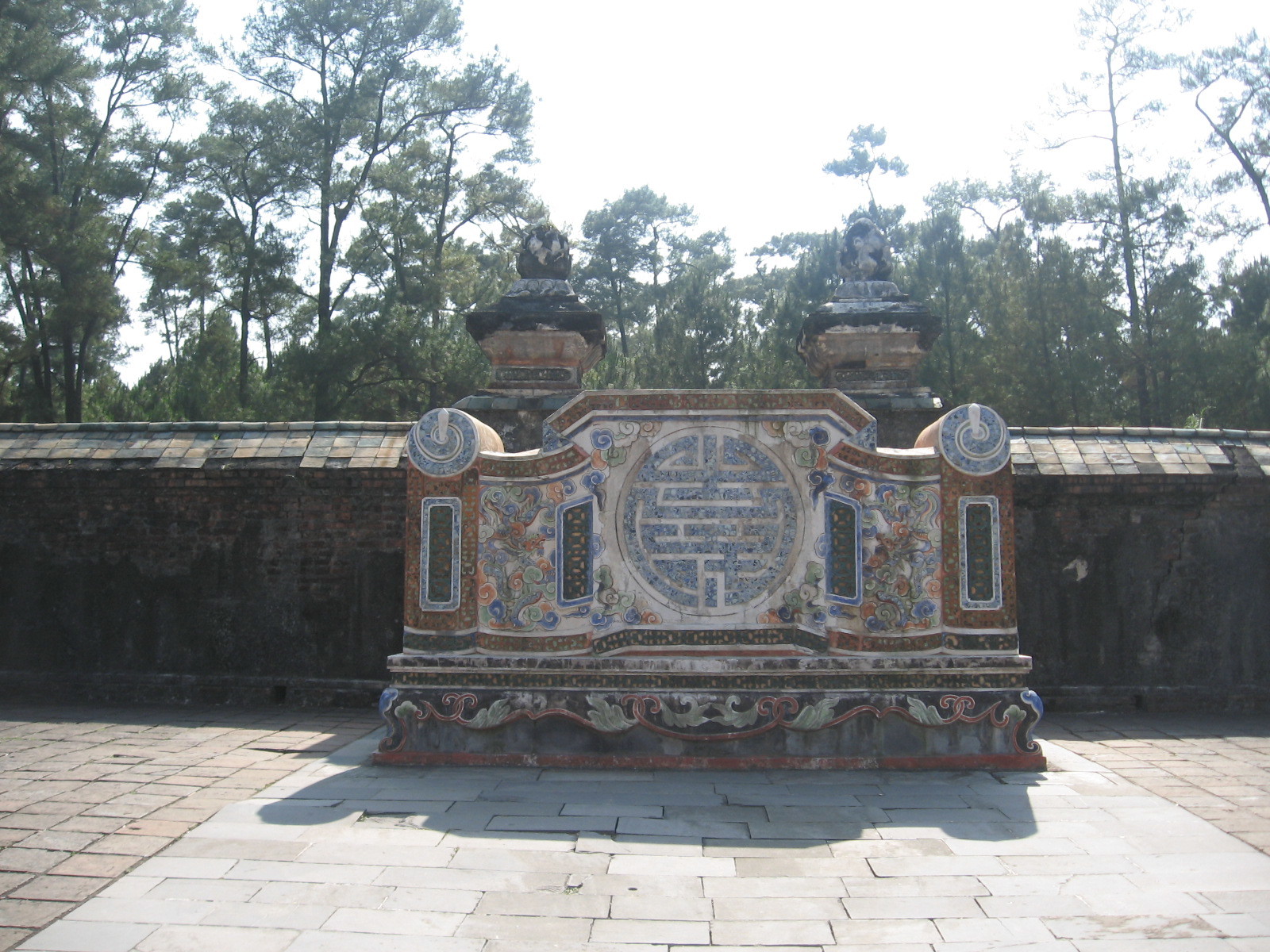 A river shrouded in the scent of incense and ancient tombs. Hue. Vietnam - My, Hue, Vietnam, Travels, Asia, Longpost