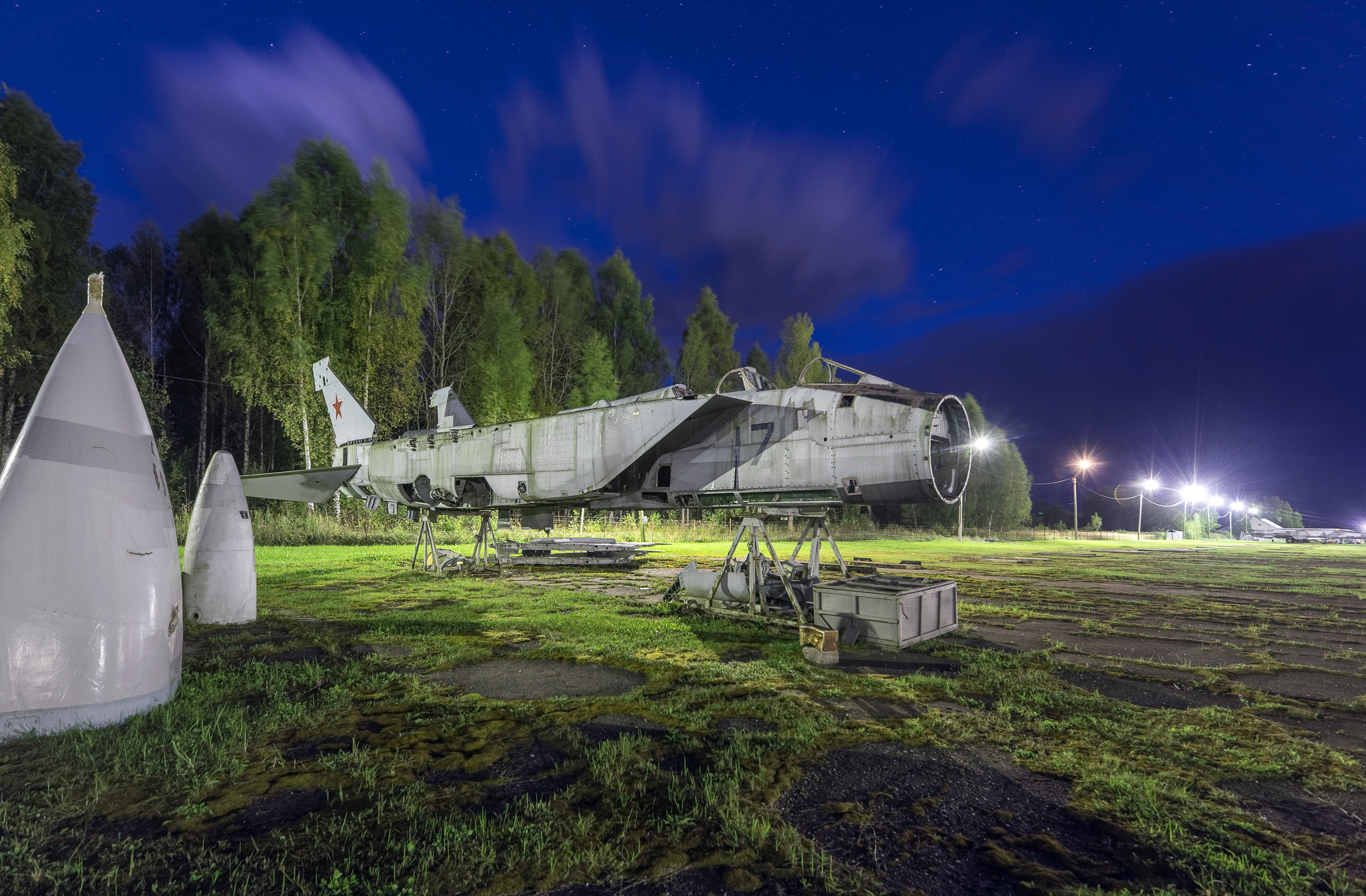 MIG-31 AND SU-24 on the outskirts of a military airfield - My, Abandoned, Aviation, MiG-31, Su-24, Urbanphoto, Fighter, Aerodrome, Longpost