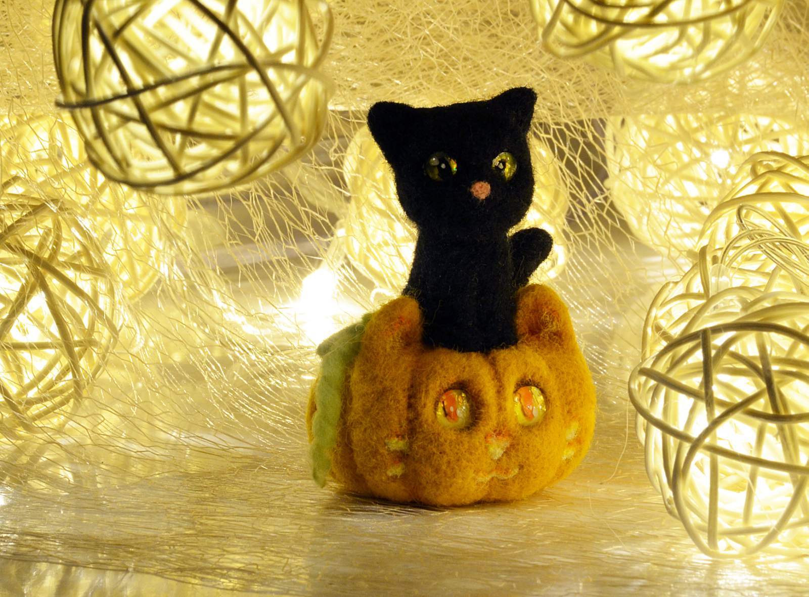 Let's try, if not to celebrate Halloween, then at least to celebrate - My, cat, Halloween Contest, Dry felting, Pumpkin