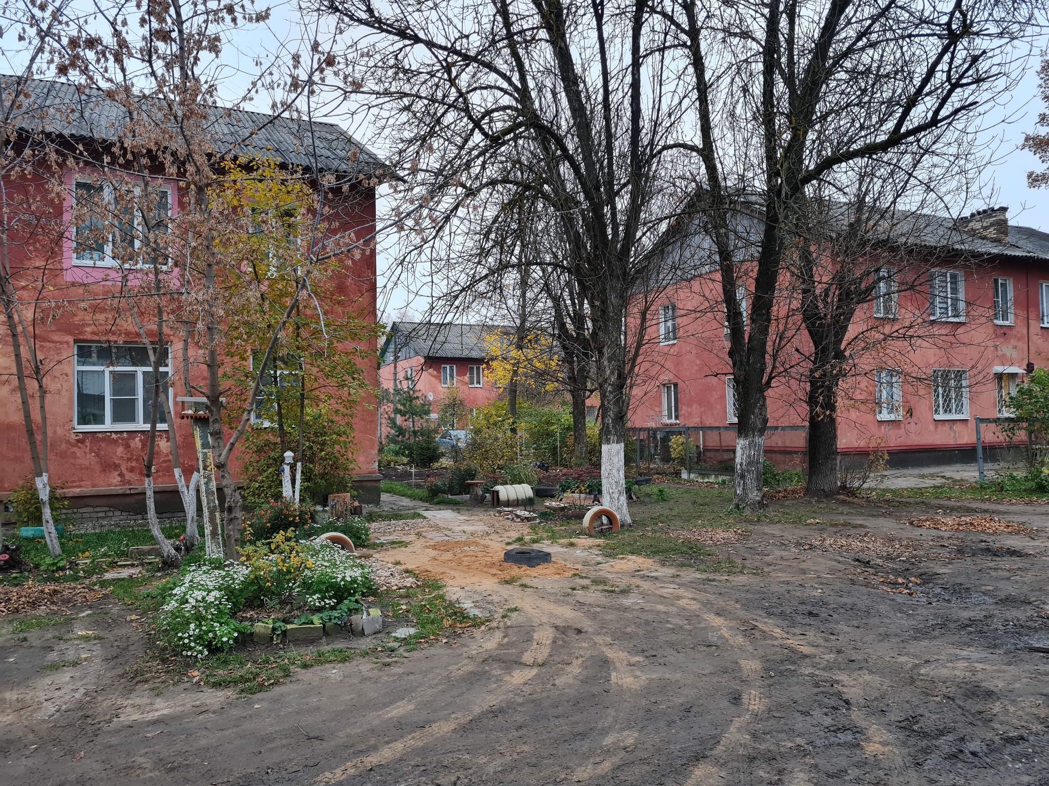 3,5 дня в Твери. День 1. Все еще не понимаю, но уже люблю! или 9 чудес Твери - Моё, Путешествие по России, Путешествия, Тверь, Барак, Эстетика ебеней, Длиннопост, Река Волга