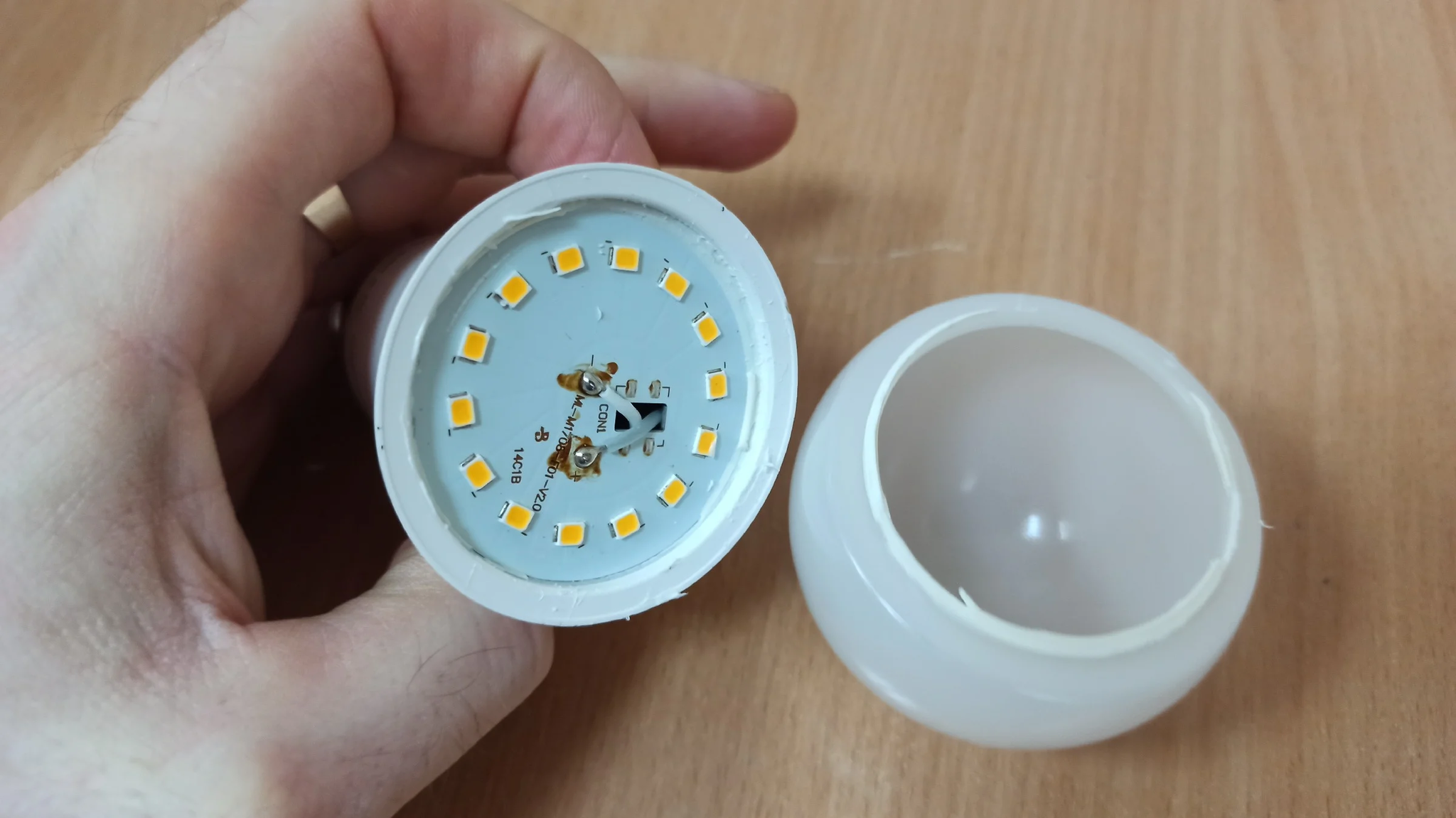 How to restore a burnt out LED light bulb in just a minute - Repair of equipment, Life hack, Saving, Longpost