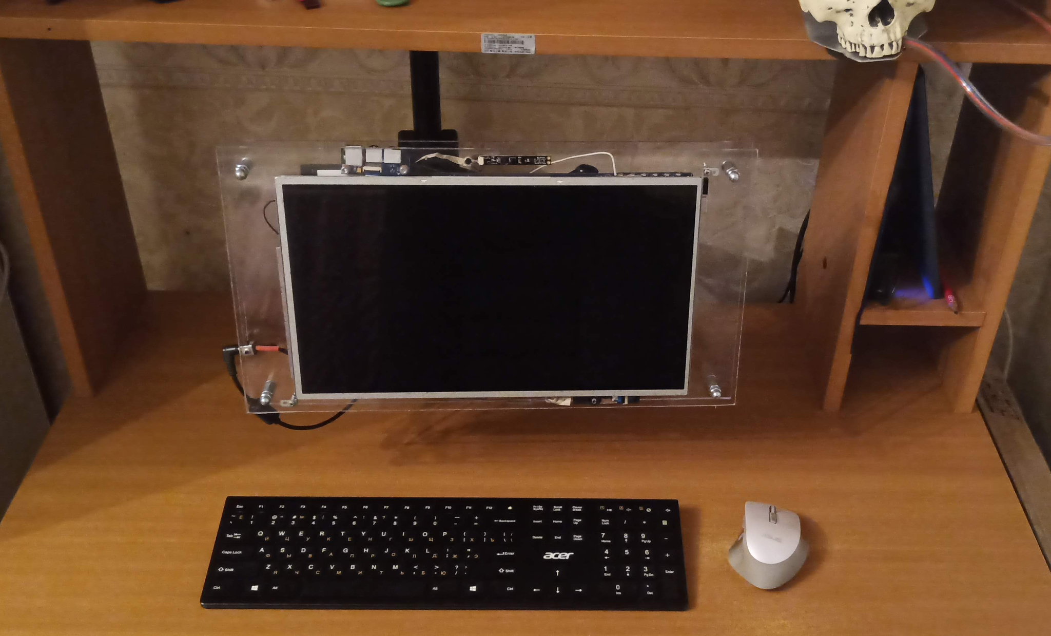 Корпус экрана ноутбука. Моноблок из ноутбука. Самодельный моноблок. Самодельный корпус для ноутбука. Моноблок из монитора и ноутбука.