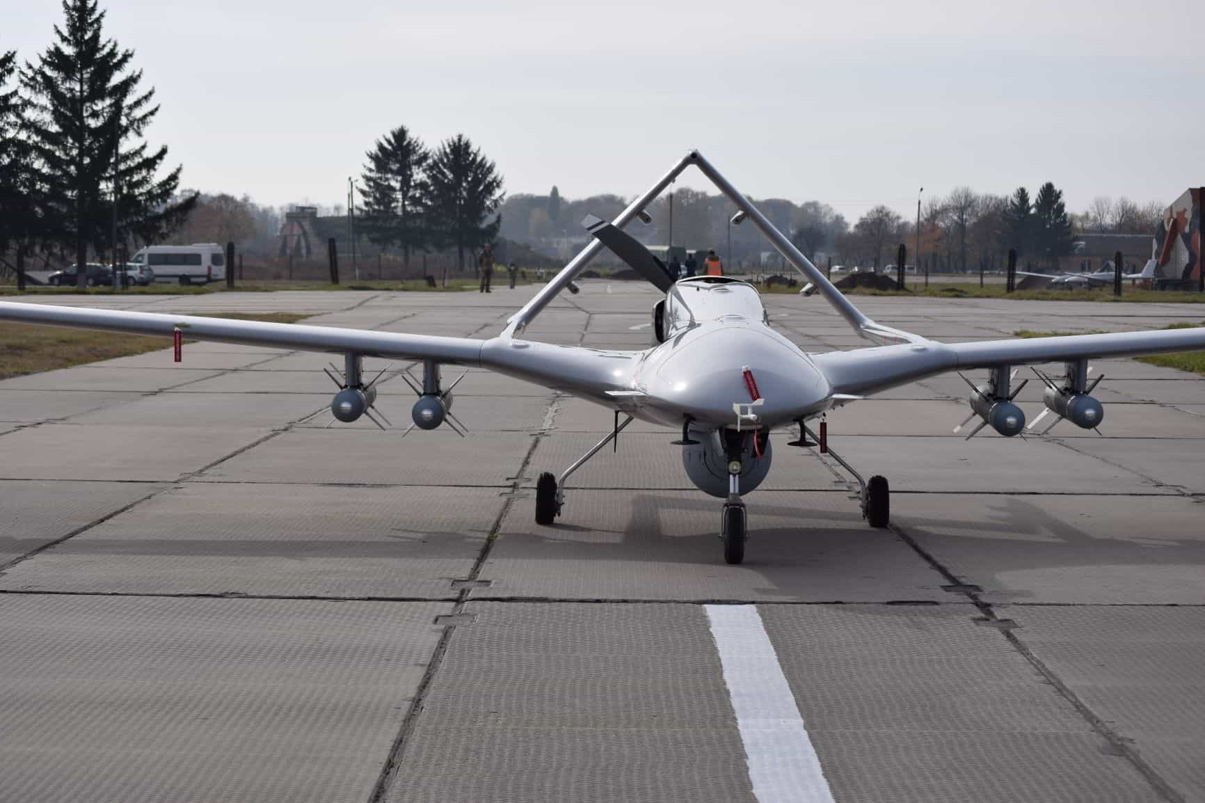 Bayraktor.Turkish ensign - Turkey, Drone, Longpost