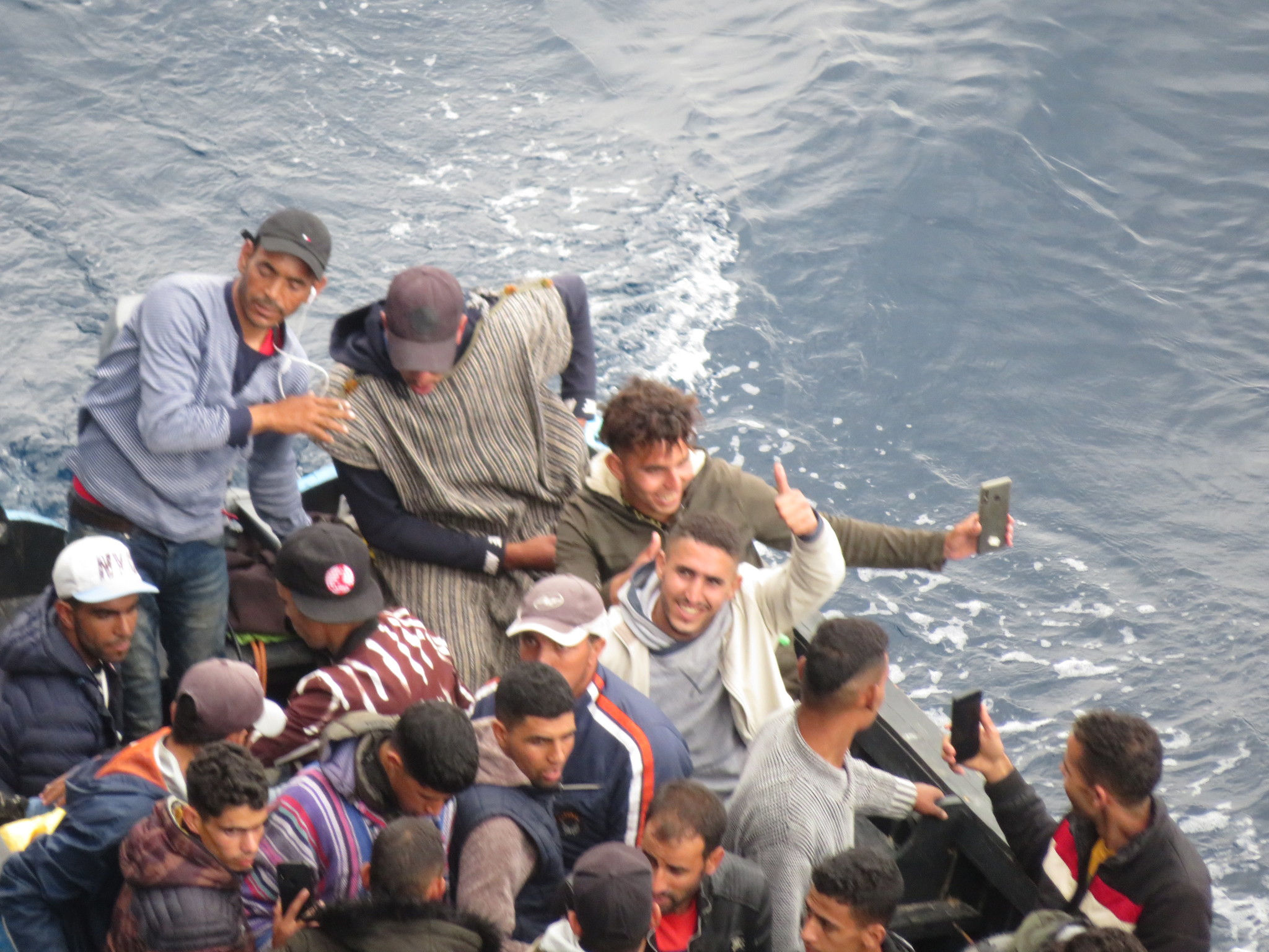 Refugees - My, Refugees, Refugees in the EU, Ocean, Rescuers, Come in large numbers, Nobody needs, Hatred, Video, Longpost