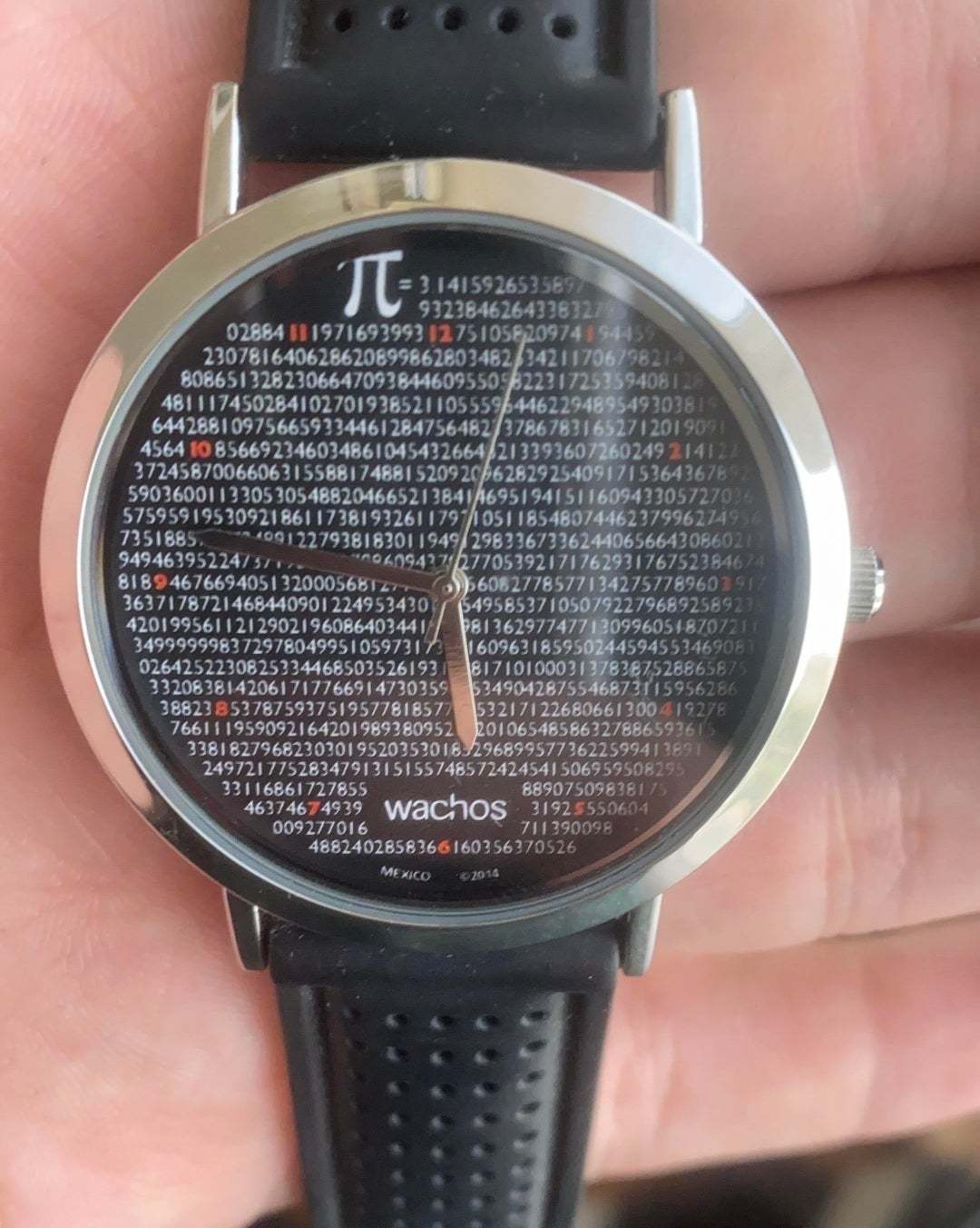 Чиу пи часы. Pi Clock. Почему наручные часы моргают.