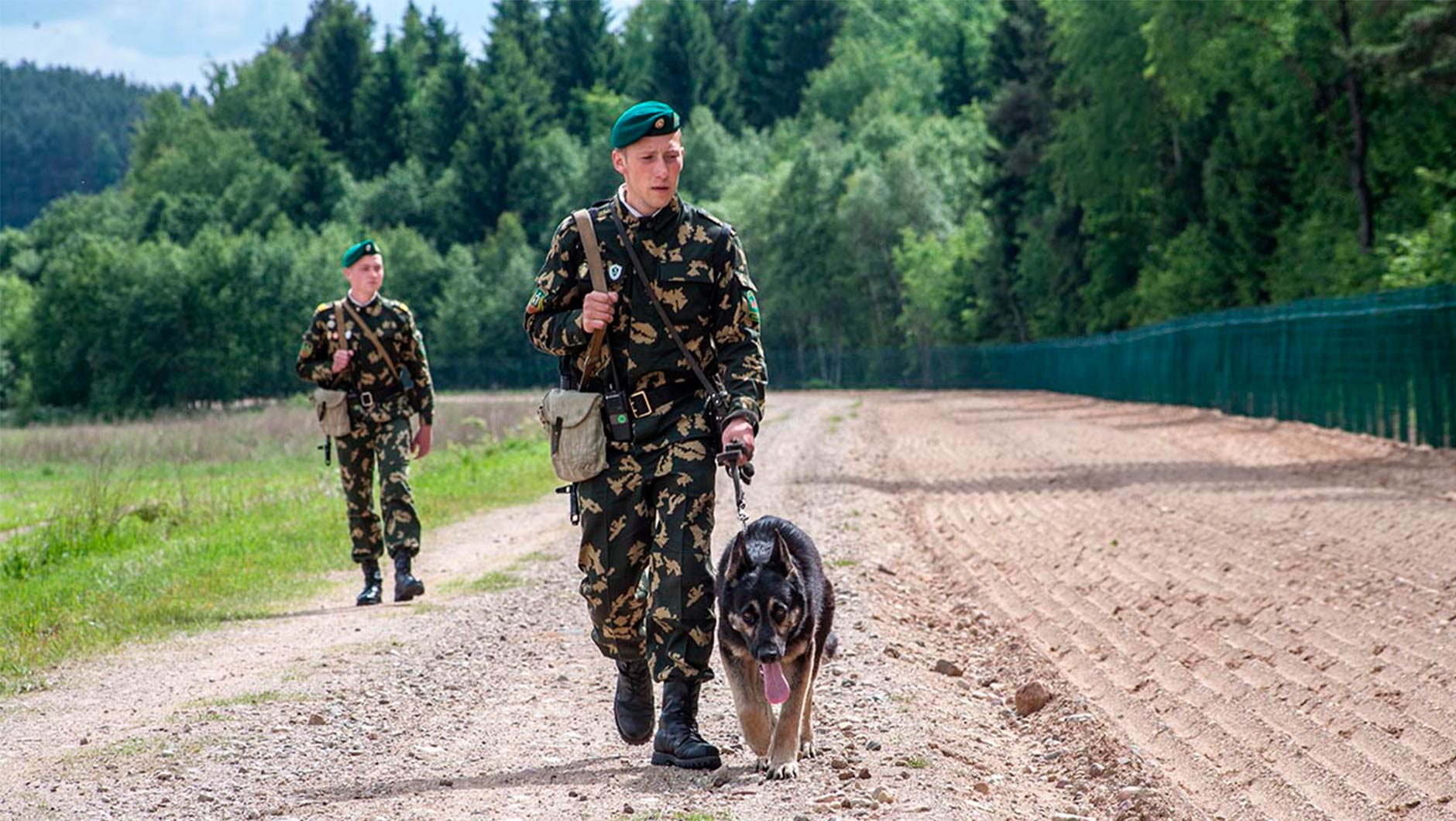 About Russian and Chinese border guards (not mine) - Army, Negative, Border guards