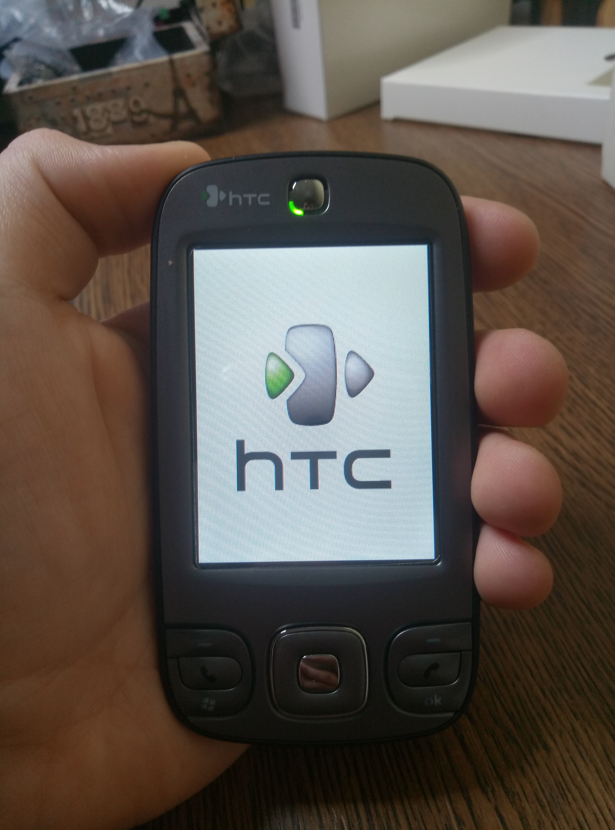 Review on HTC Gene. Part 1: Unboxing - My, Unpacking, Kpc, Windows mobile, Longpost