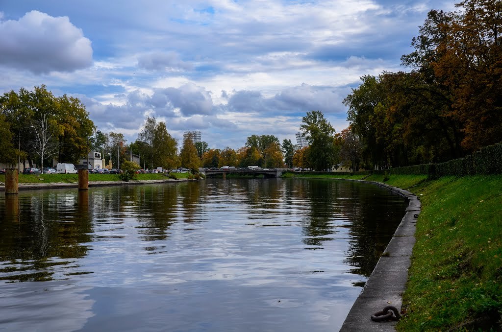 How I learned to swim - My, Swimming, The fall, Fishing, Saint Petersburg, Zhdanovka, Neva, Childhood, Childhood of the 90s