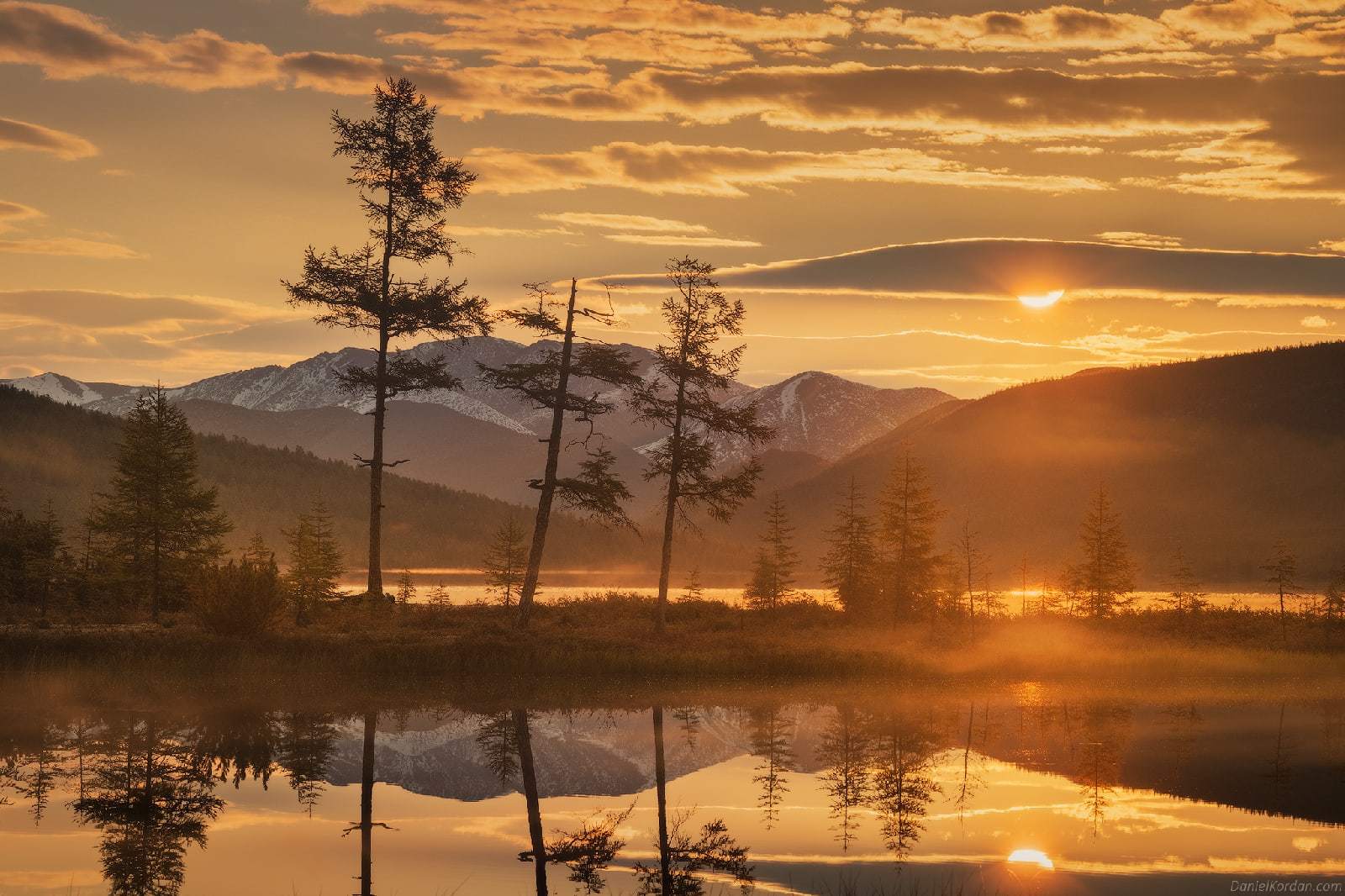 Soulful dawn on Purga - Kolyma, Magadan Region, Jack London Lake, The photo, Nature, dawn, Tourism, The mountains, Дальний Восток