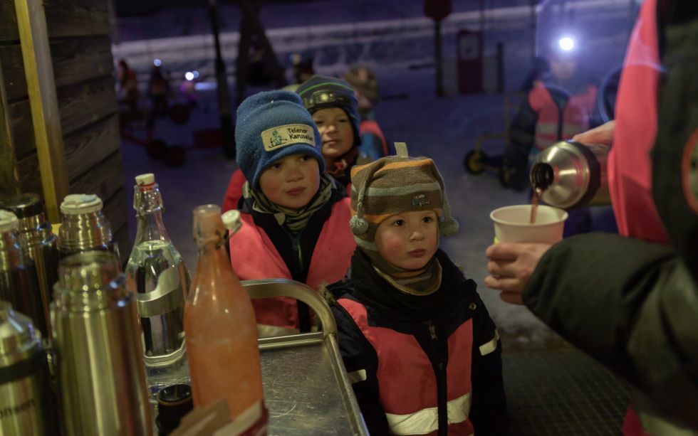 Kindergarten on a polar night - Svalbard, Spitsbergen, Arctic, polar night, Longyearbyen, Longpost, Kindergarten, Children