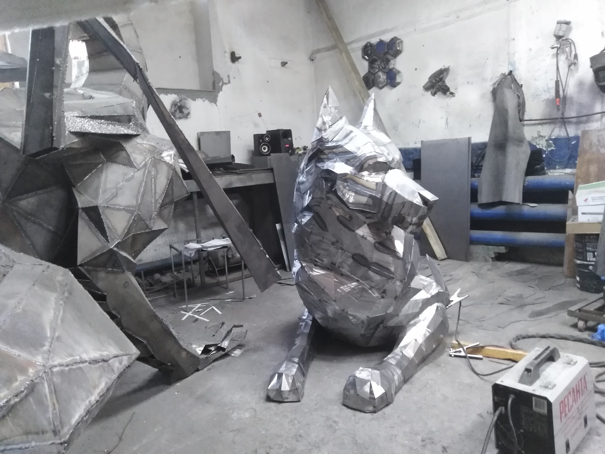 Polygonal steel wolf. Progress - My, Wolf, Welding, With your own hands, Papercraft, Handmade, Longpost