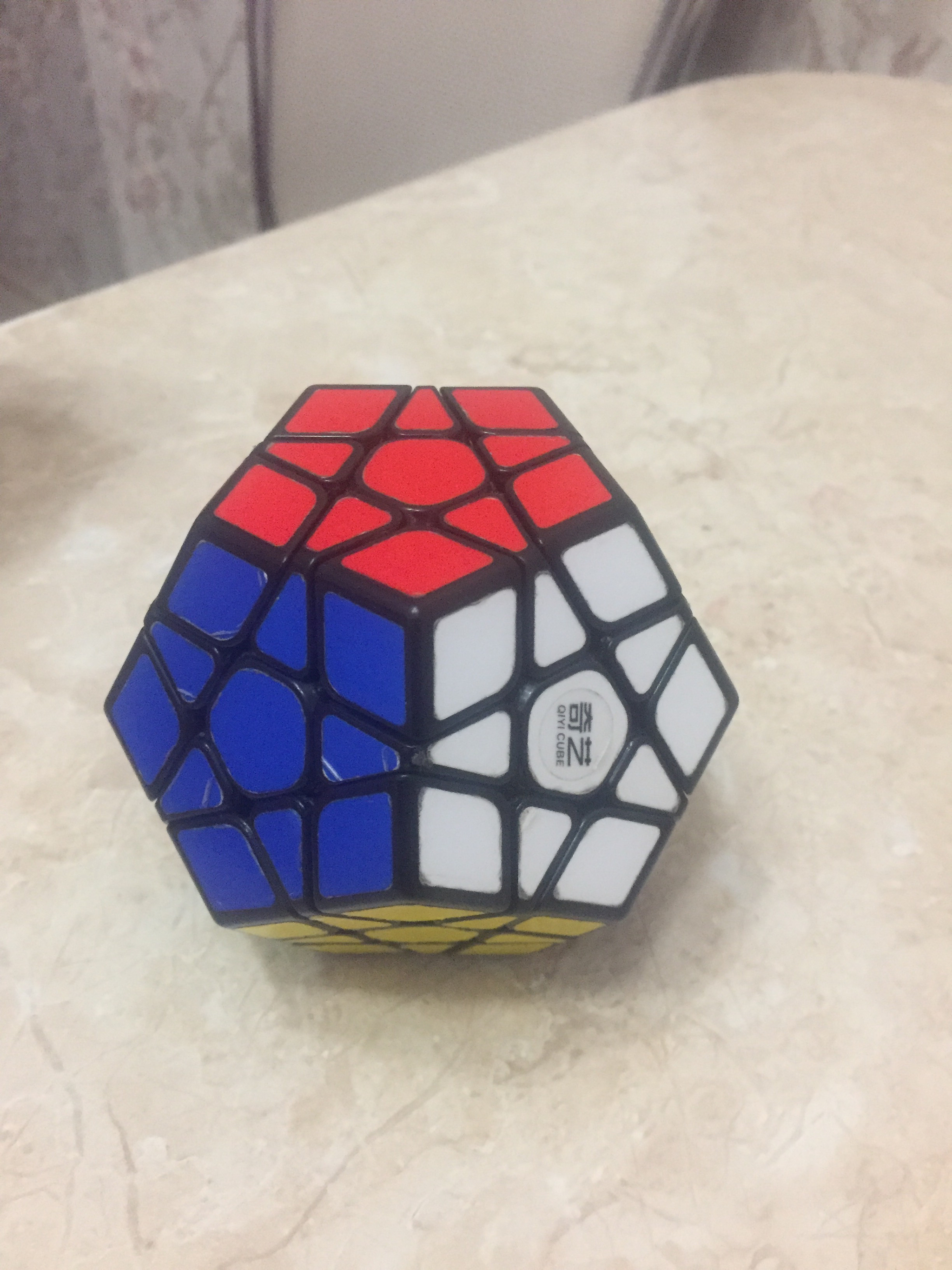 Solving a Rubik's Cube - My, Rubik's Cube, Parents and children, New Year, Video, Longpost