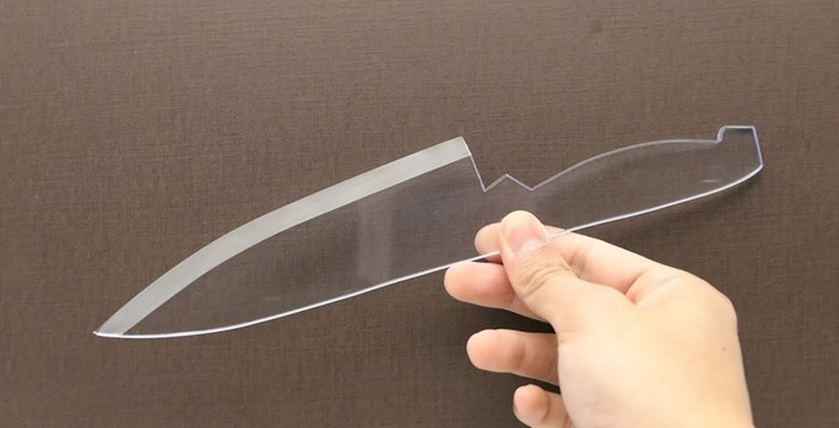 Посмотри на эти дома острые стекла. Прозрачный нож. Стеклянный нож. Самый острый нож. Самое острое лезвие.
